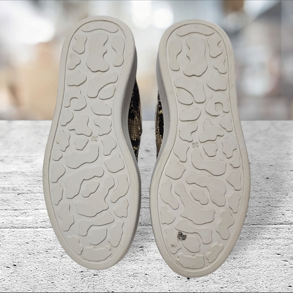 STEVEN by STEVE MADDEN Women's Snakeskin Print Sneakers size U.S. 8.5 euro 39 - Picture 10 of 15